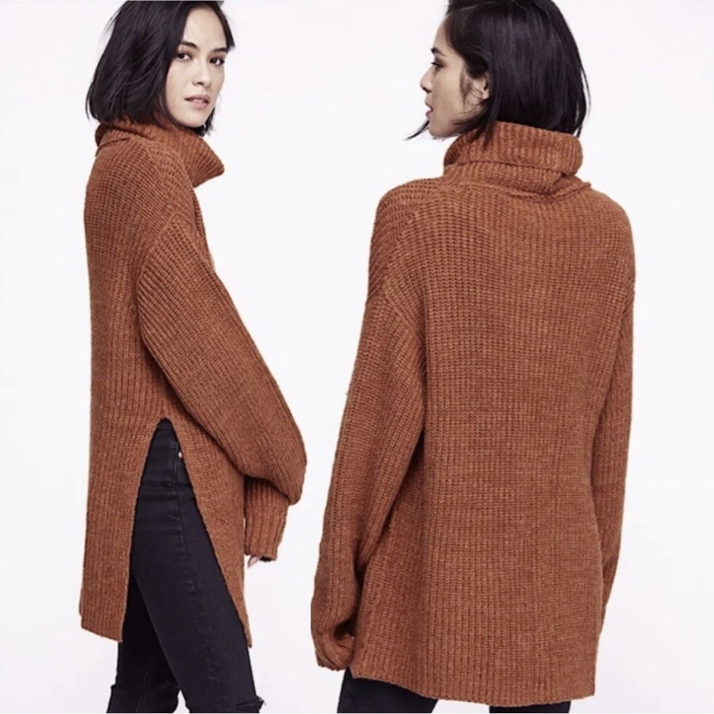 Free People oversized knit chunky turtleneck slit sides womens Size XS